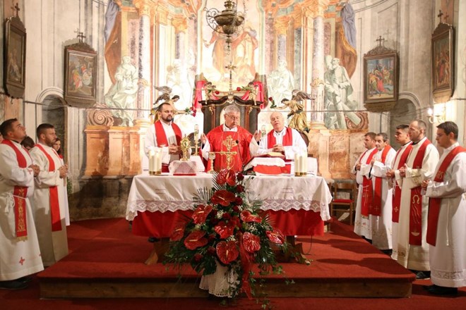 Župa svetih Kuzme i Damjana u Kuzmincu proslavila nebeske zaštitnike
